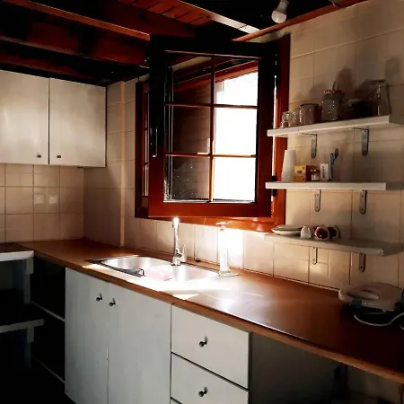 Casa Sofianna 2-bedroom Next To Sandy * Monemvasía