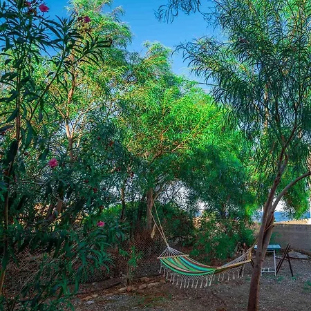 Dom wakacyjny Casa Sofianna 2-bedroom Next To Sandy *